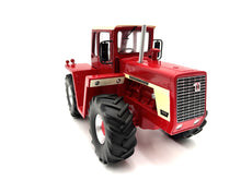 1/16 International 4166 CAB