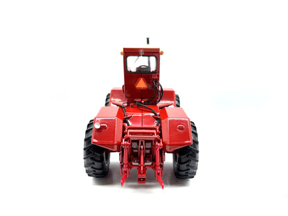 1/32 International 4366 Prestige