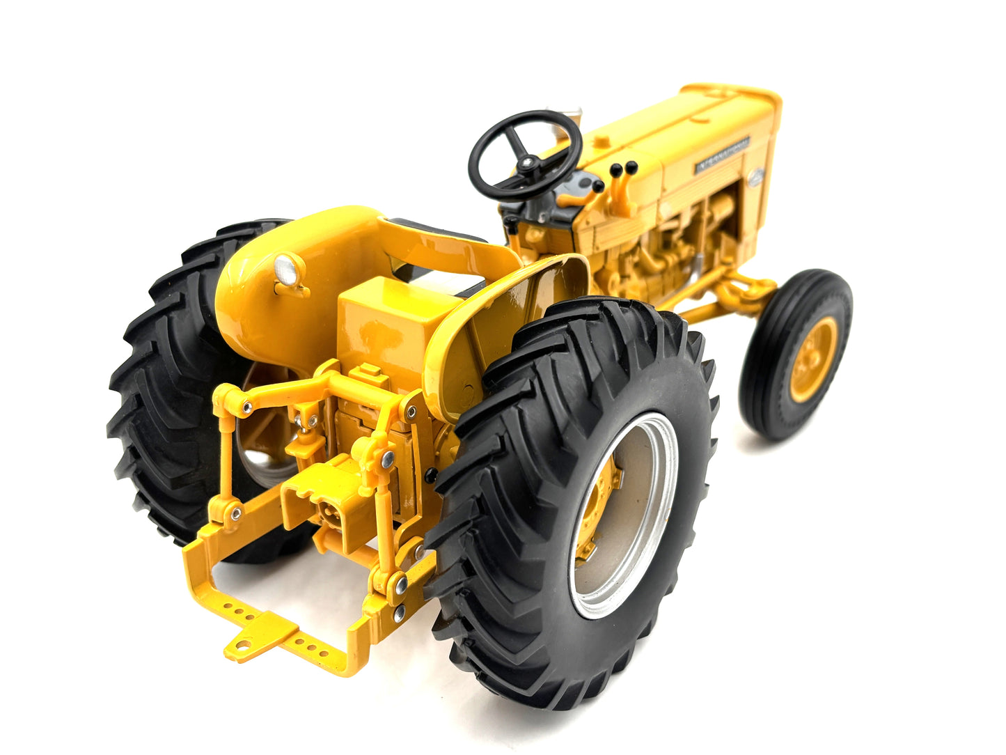 1/16 International 460 Industrial