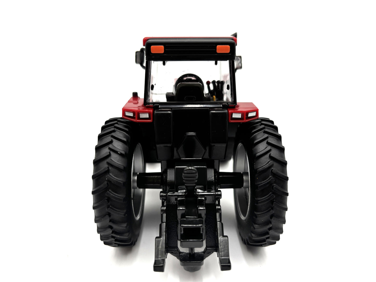 1/32 International 7140 Magnum Demo