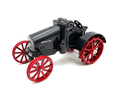 1/16 International 8-16 Kerosene Tractor