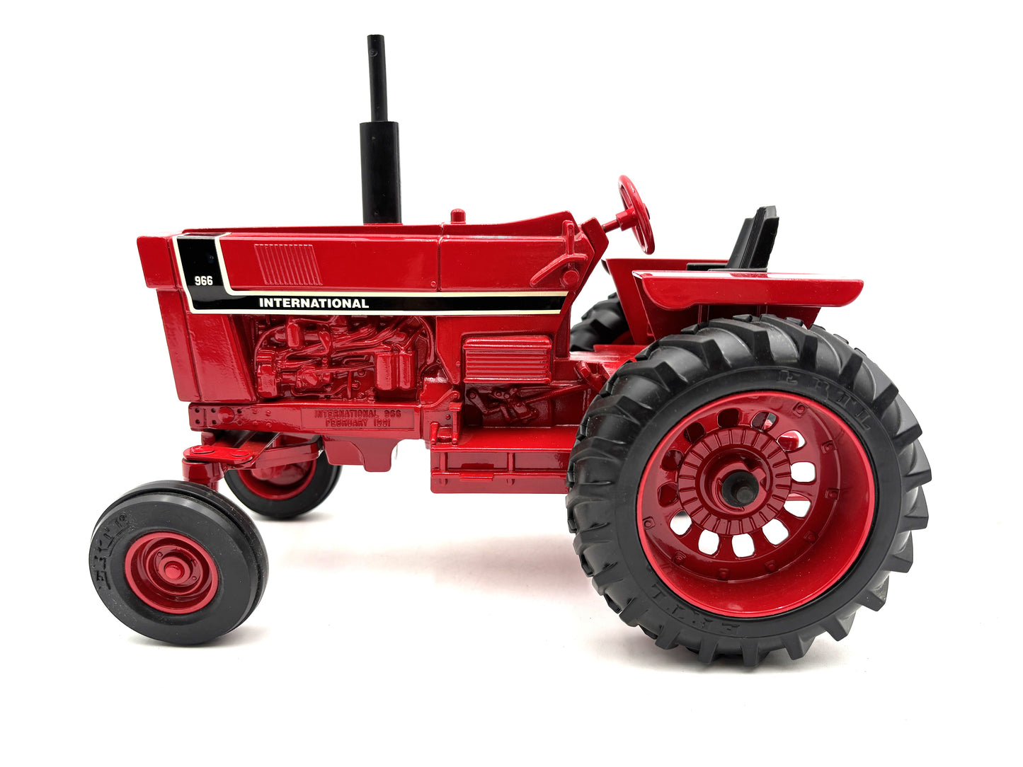 1/16 International 966 Special Edition