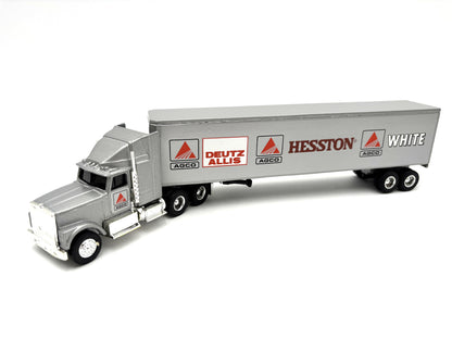 1/64 International Agco Truck Set