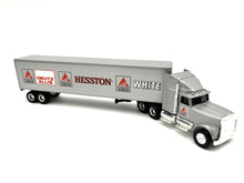 1/64 International Agco Truck Set