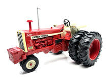 1/16 International Farmall 1206 Turbo