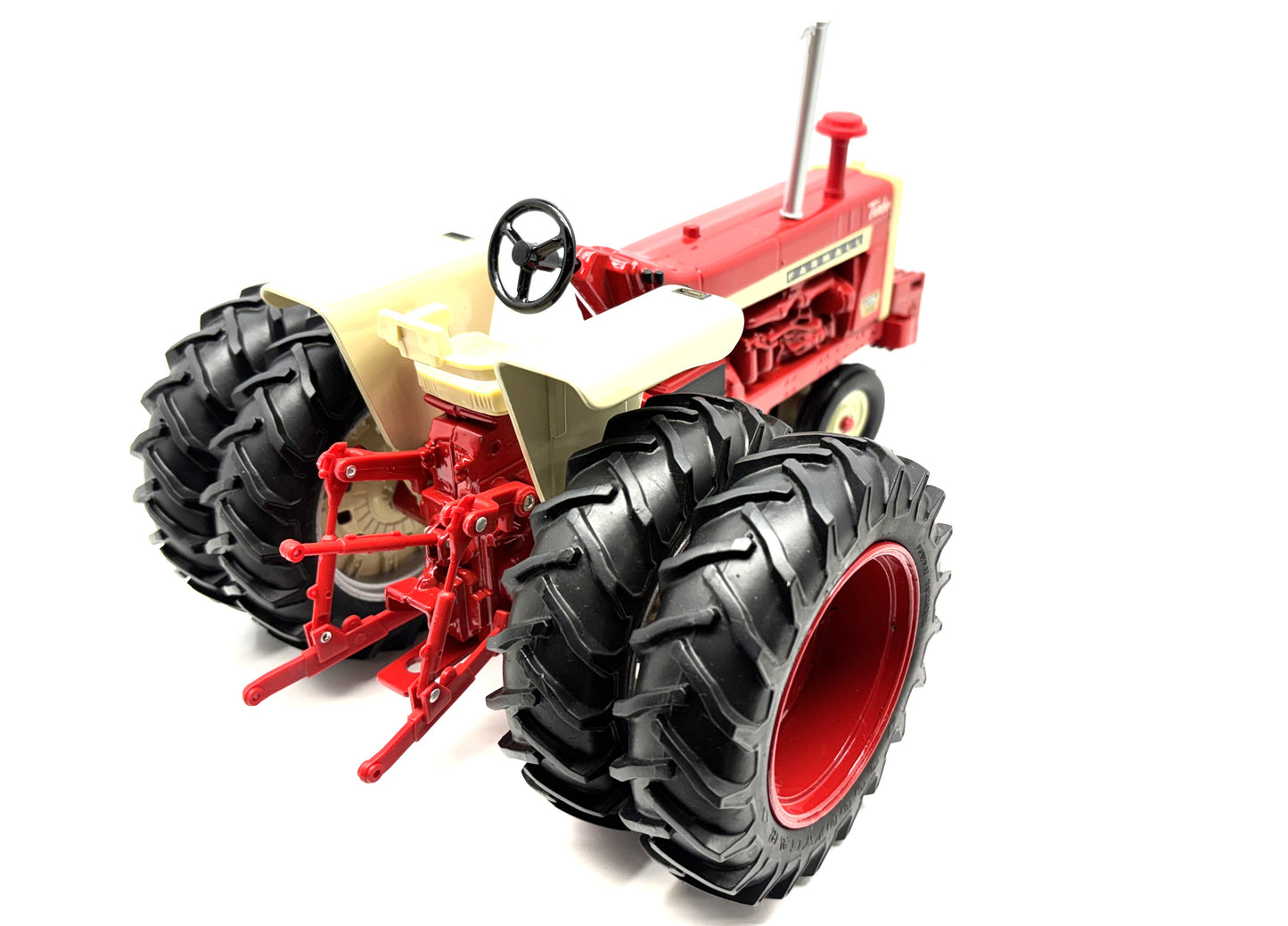 1/16 International Farmall 1206 Turbo