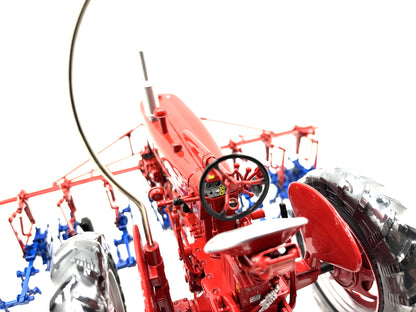 1/16 International Farmall 400 with Cultivator
