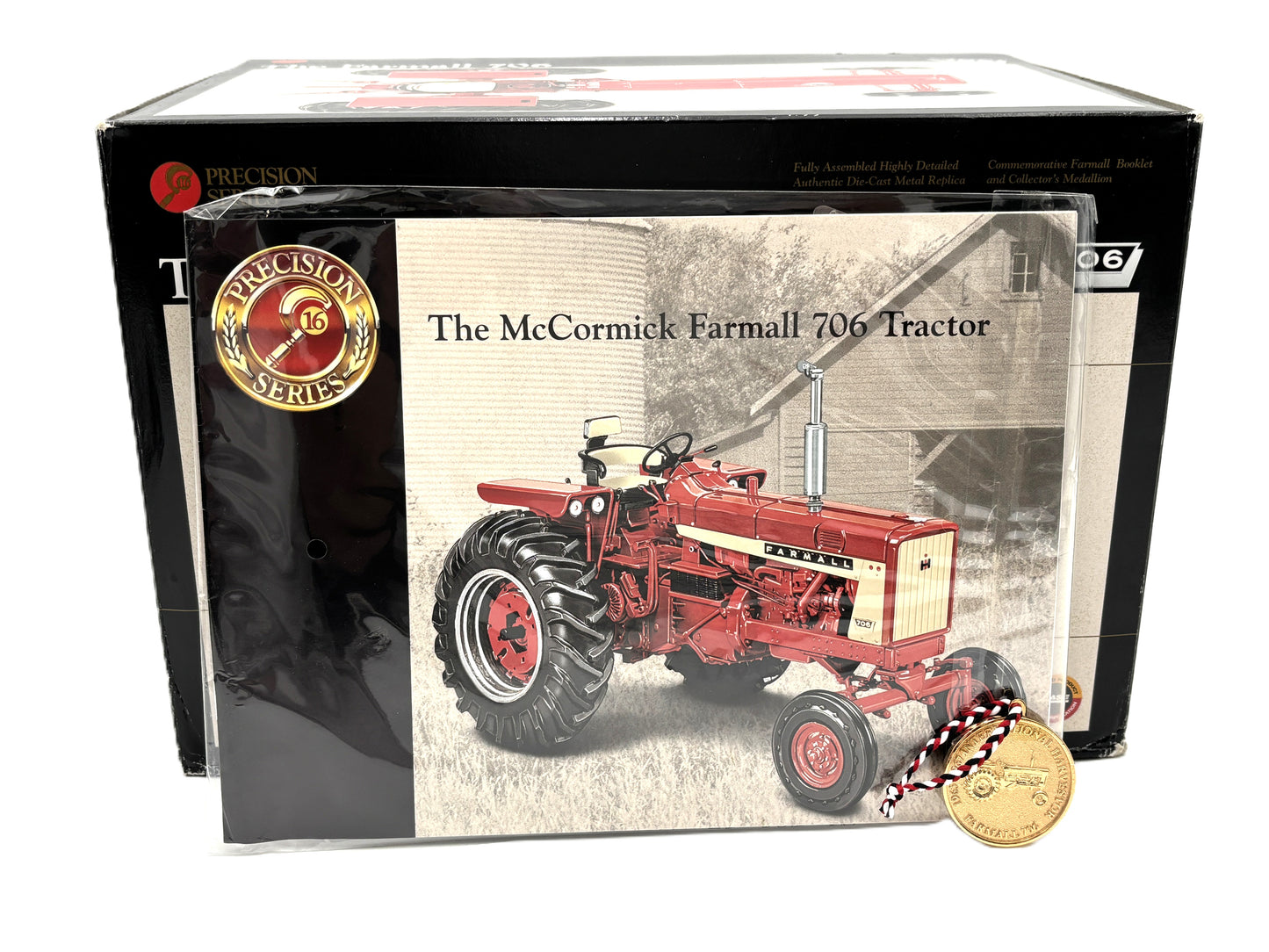 1/16 International Farmall 706 Precision