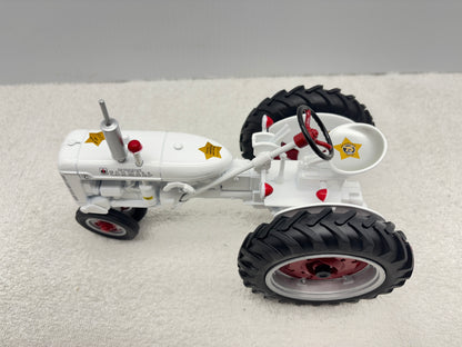1/16 International Farmall C White Demonstrator