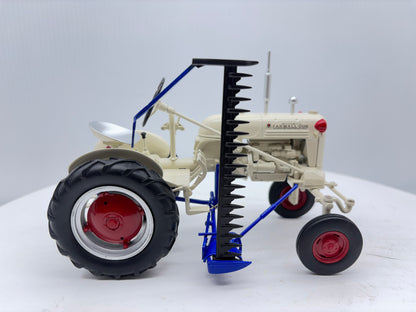 1/16 International  Farmall Club with Mower