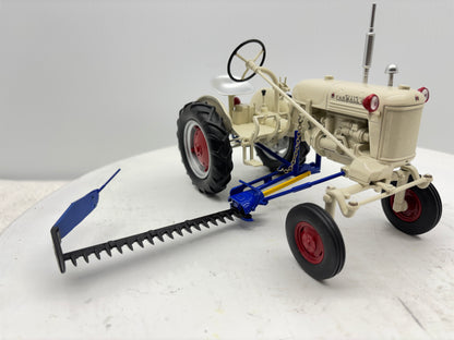 1/16 International  Farmall Club with Mower