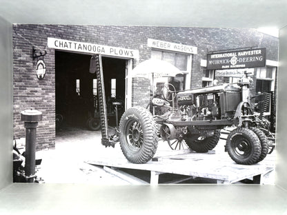 1/16 International Farmall F-20 100 Year