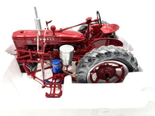 1/16 International Farmall H with Planter Pk#5
