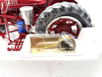 1/16 International Farmall H with Planter Pk#5