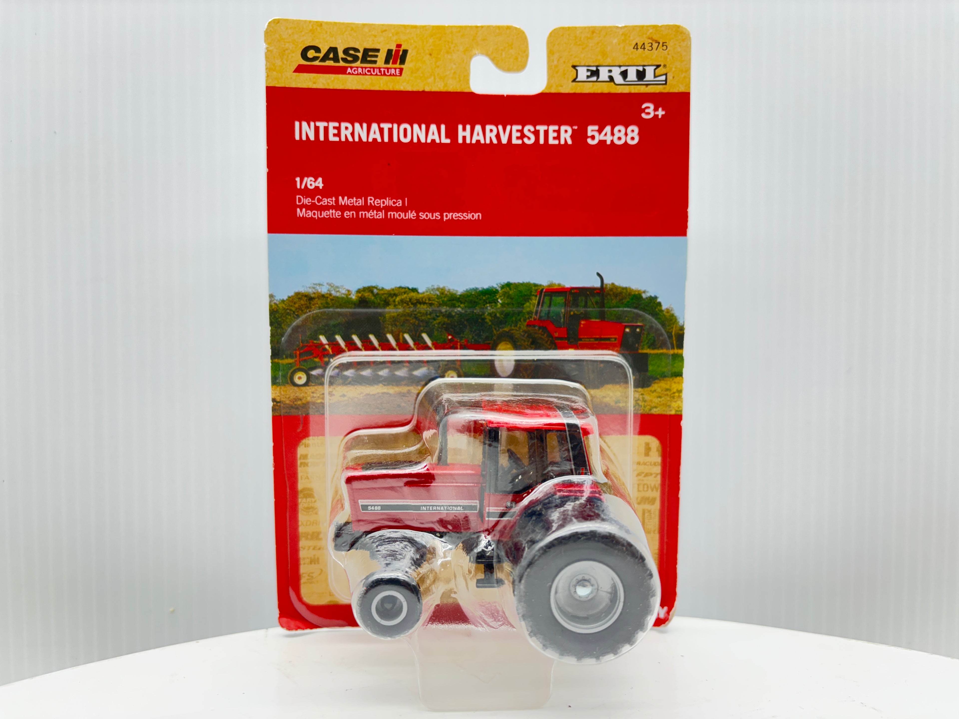 1/64 International Harvester 5488