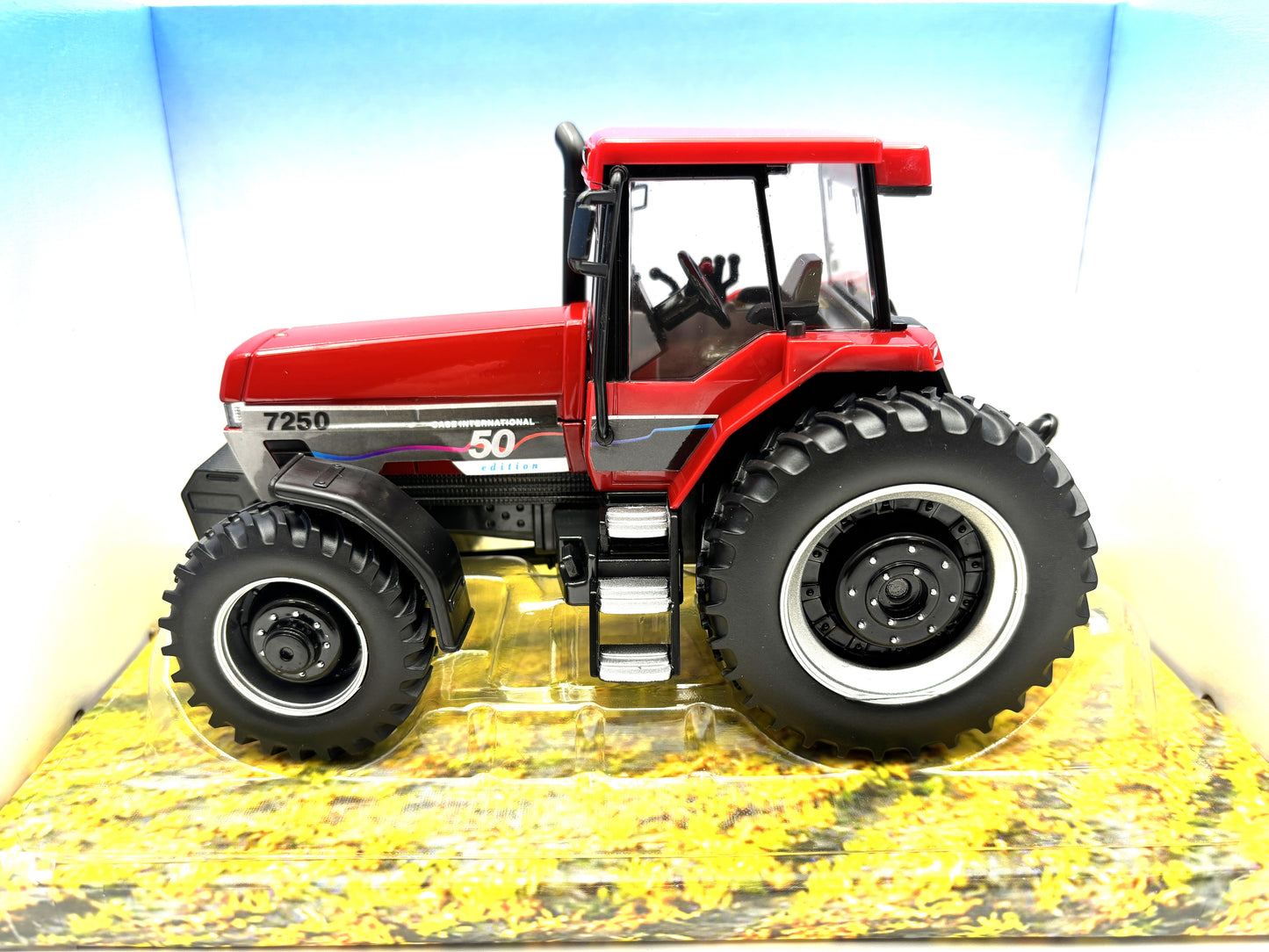 1/32 International Magnum 7250 50,000th
