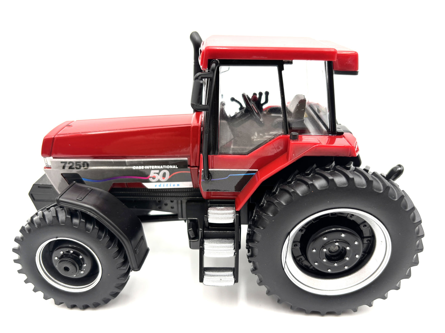 1/32 International Magnum 7250 50,000th