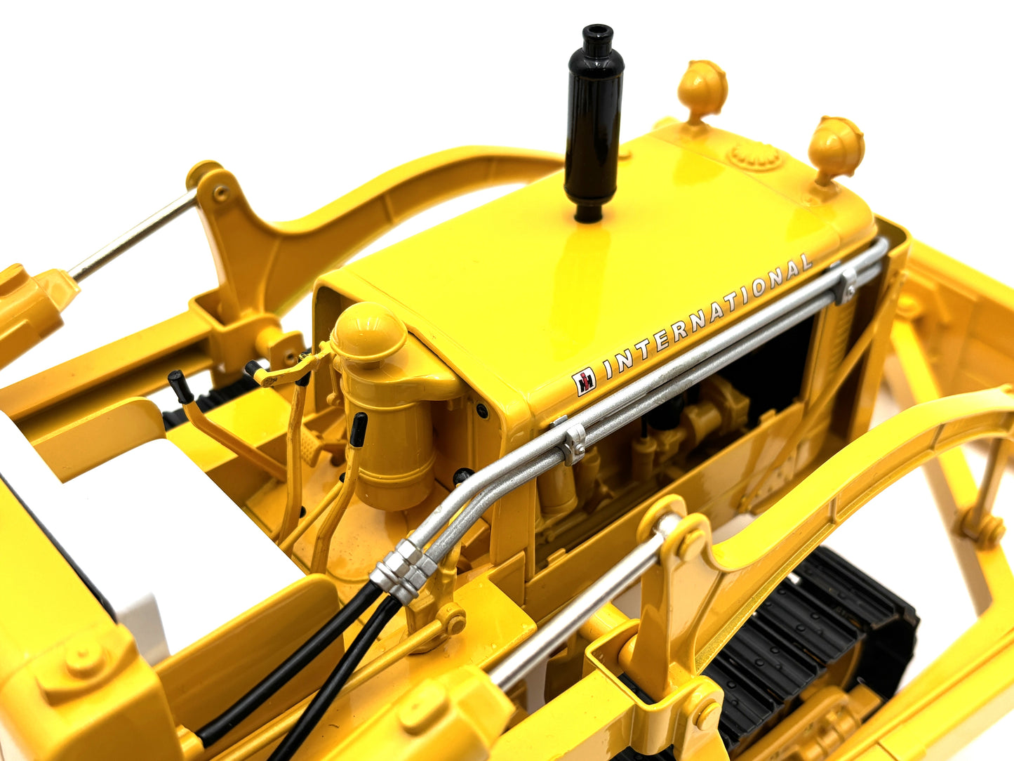1/16 International TD-14 Industrial Crawler
