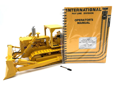 1/25 International TD-25 Crawler