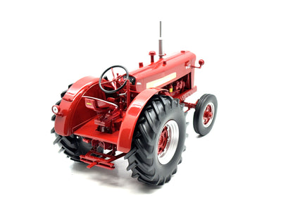 1/16 International W450 Gas