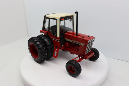 1/16 International 1086
