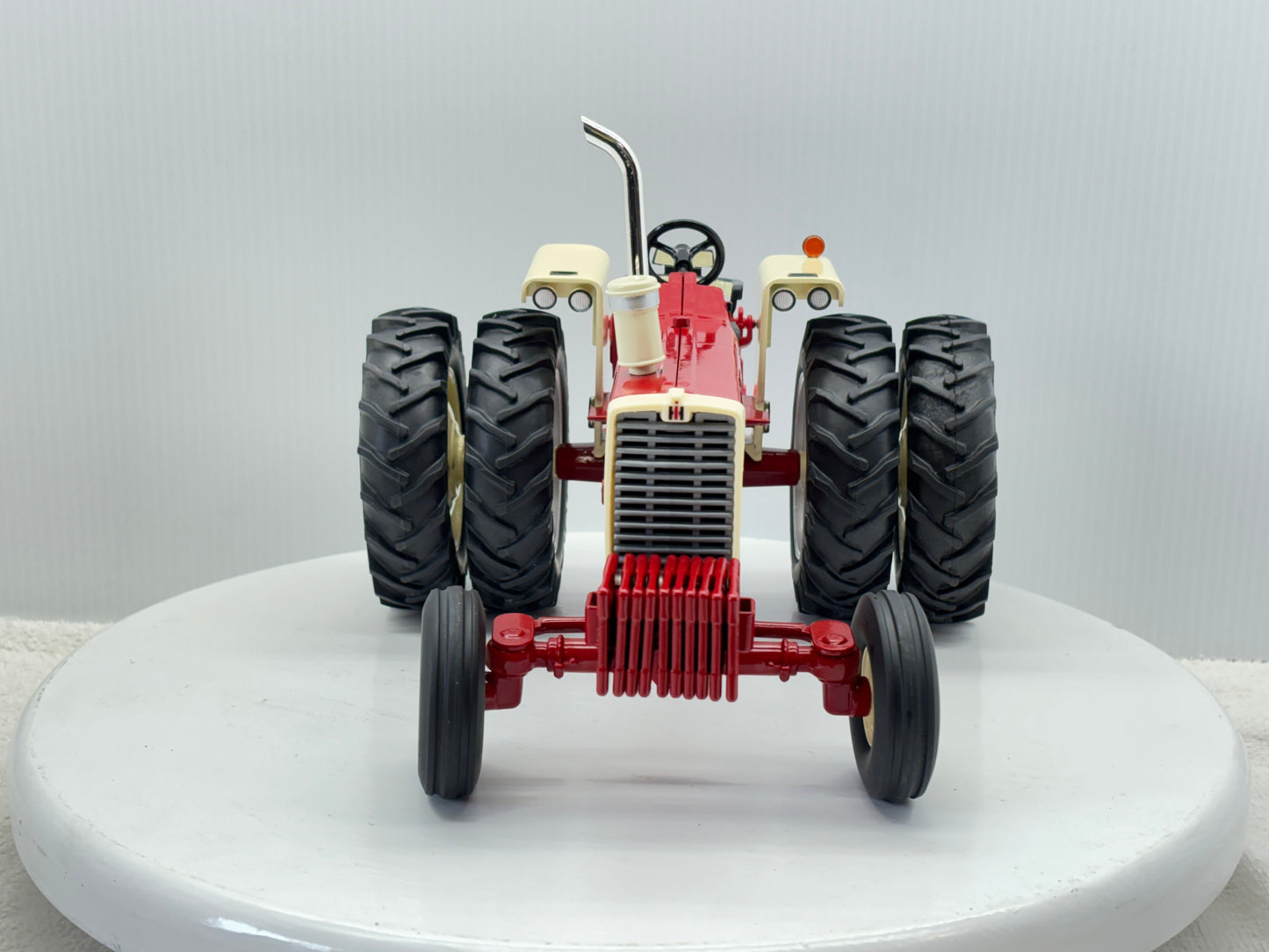 1/16 International 1206 #2 Power Series