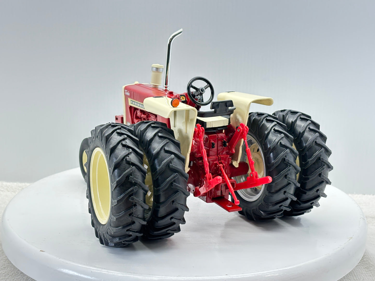 1/16 International 1206 #2 Power Series