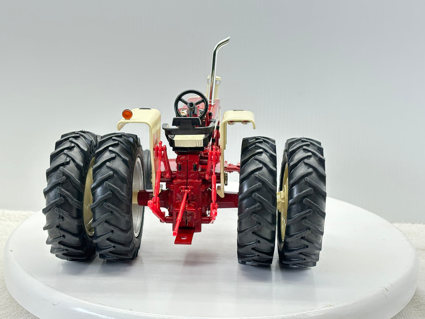 1/16 International 1206 #2 Power Series