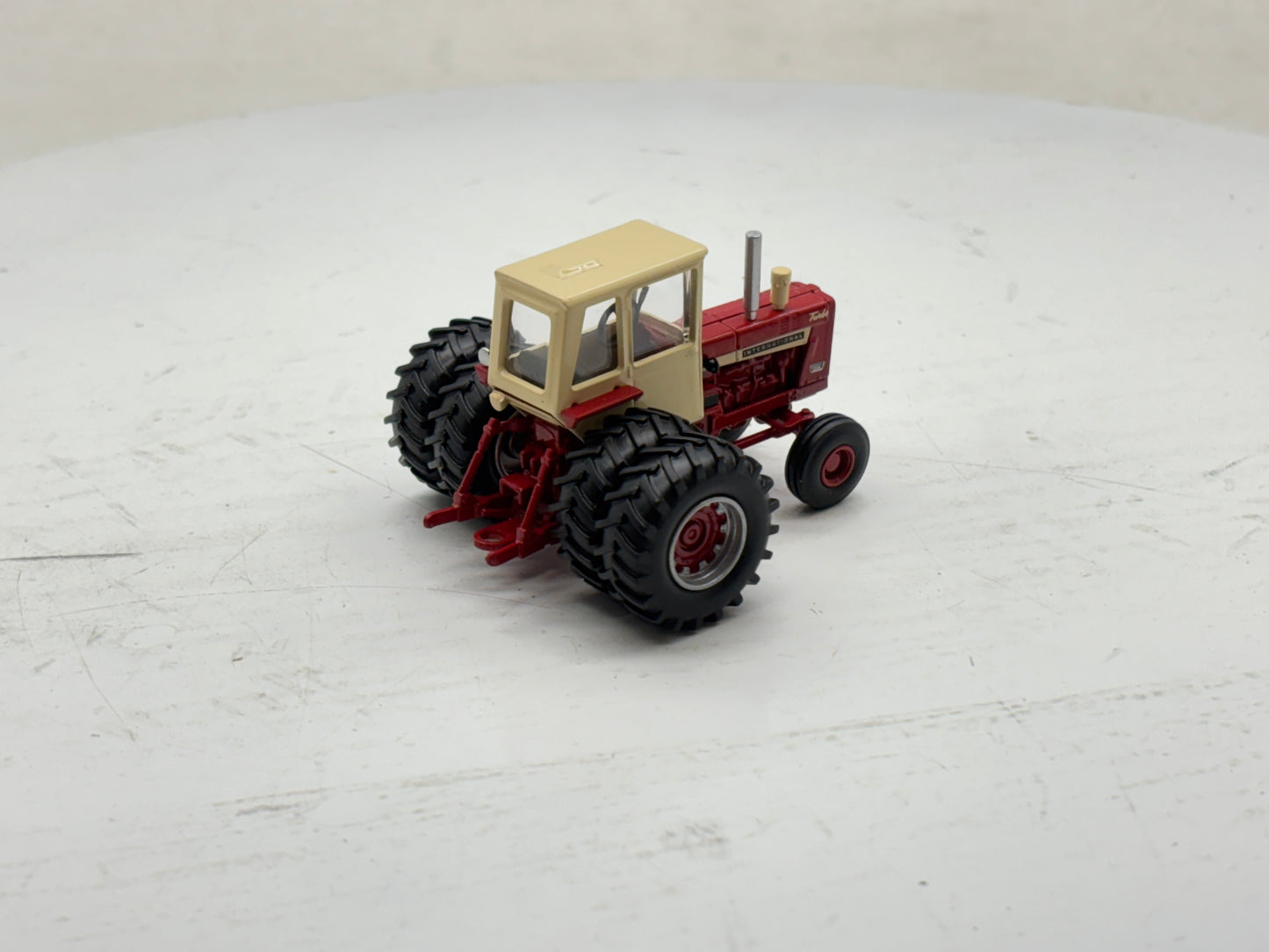 1/64 International 1256 2WD
