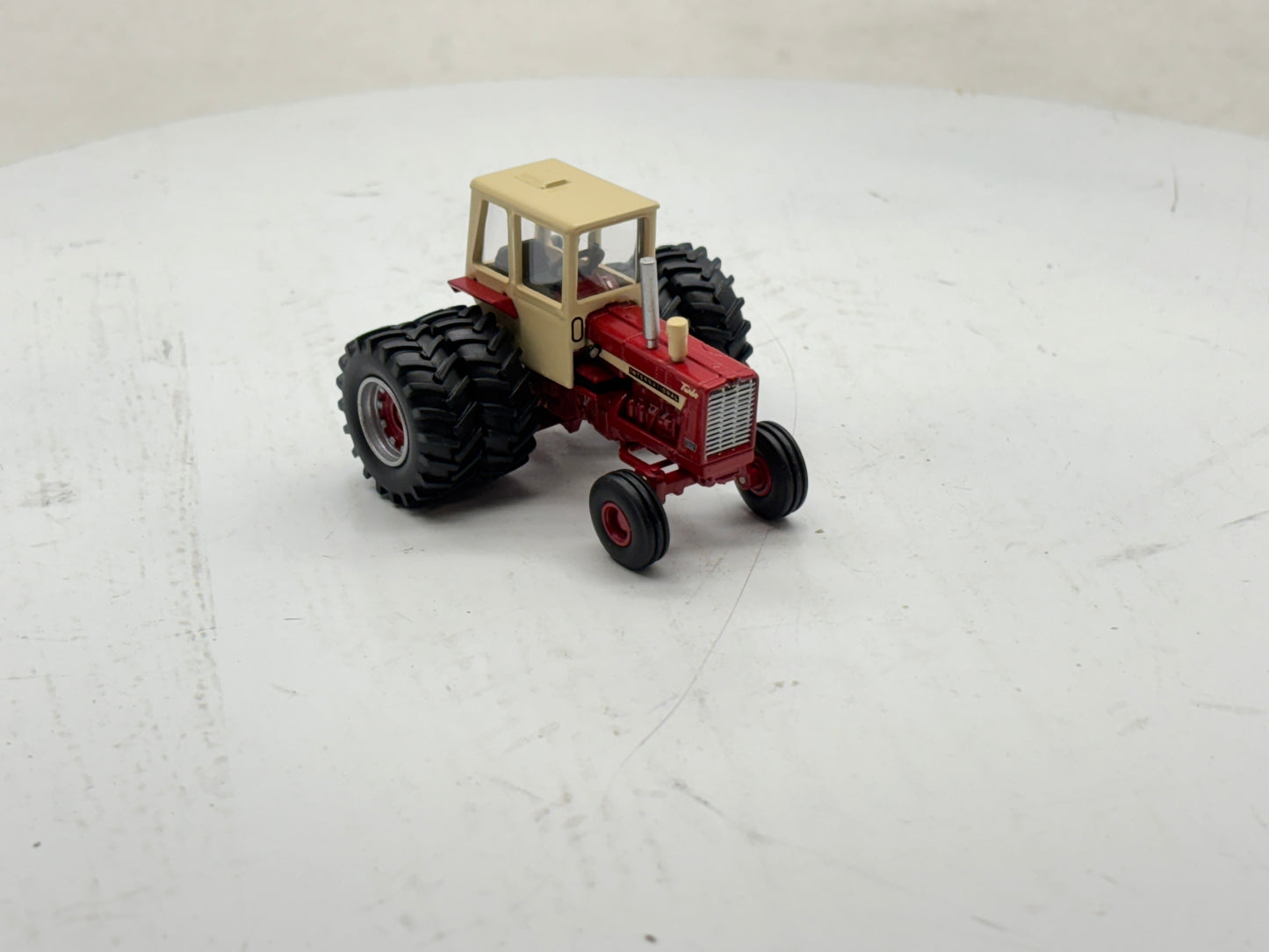 1/64 International 1256 2WD