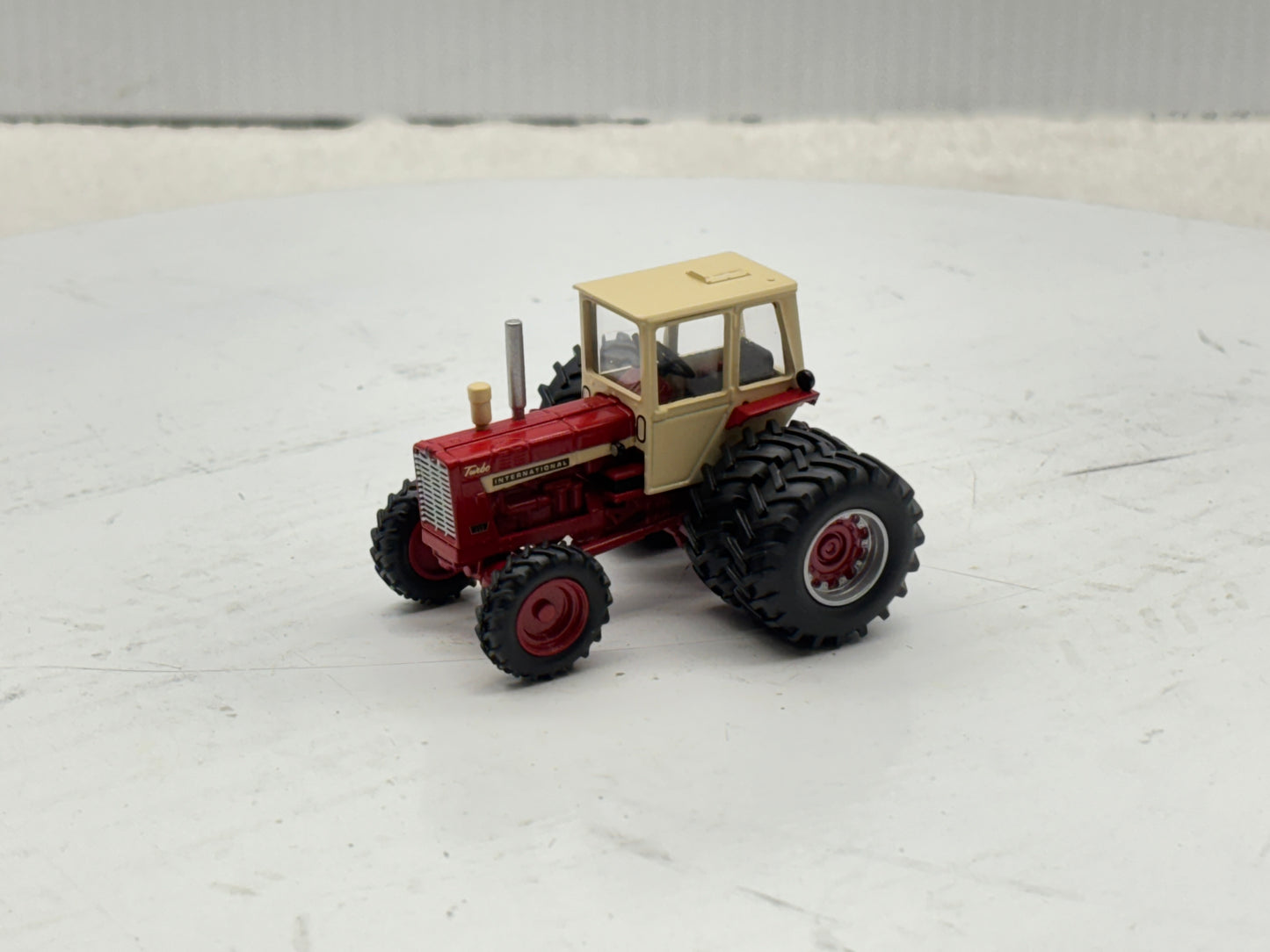 1/64 International 1256 4WD