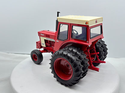 1/16 International 1566 Prestige