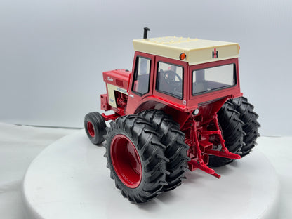 1/16 International 1566 Prestige