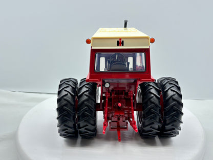 1/16 International 1566 Prestige