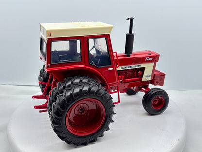 1/16 International 1566 Prestige