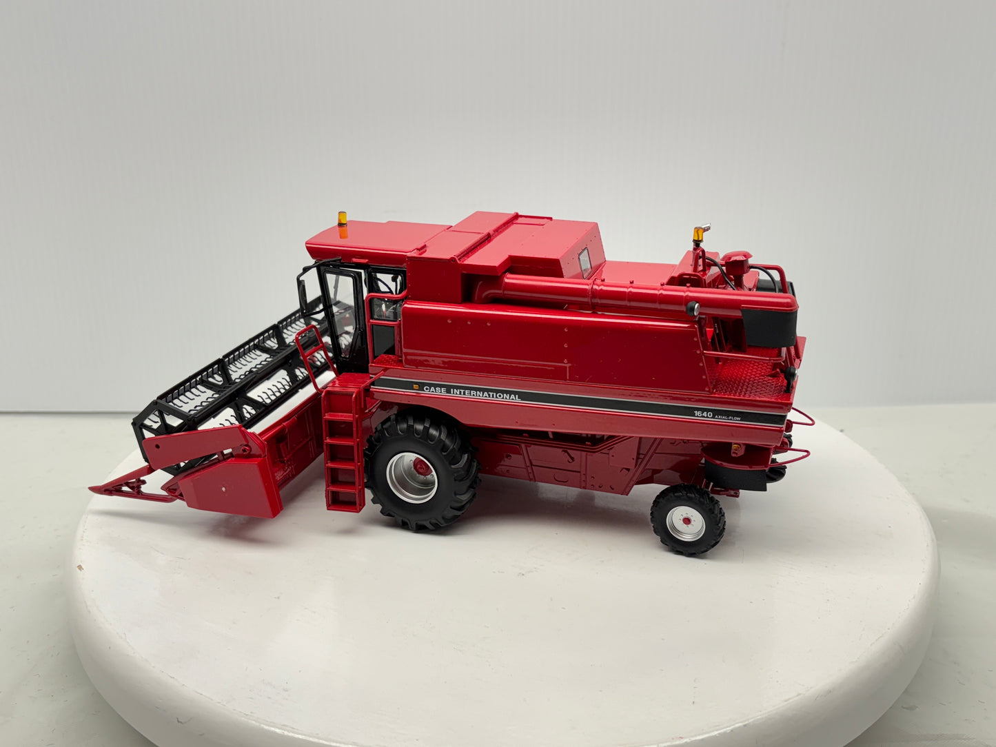 1/32 International 1640