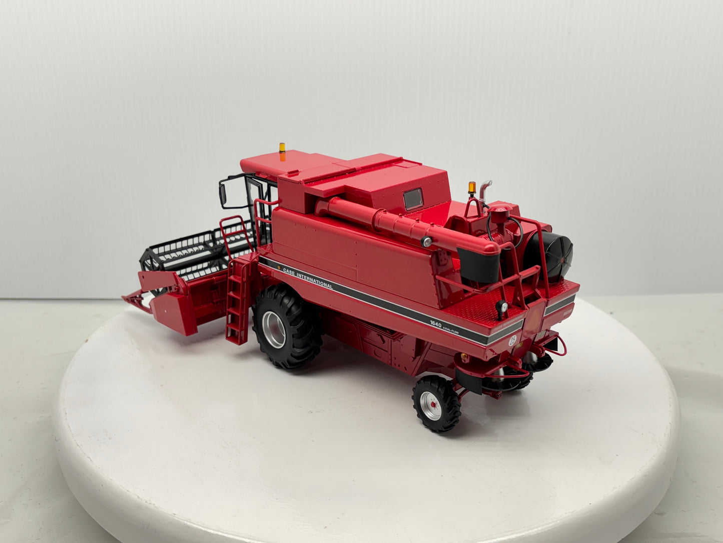 1/32 International 1640