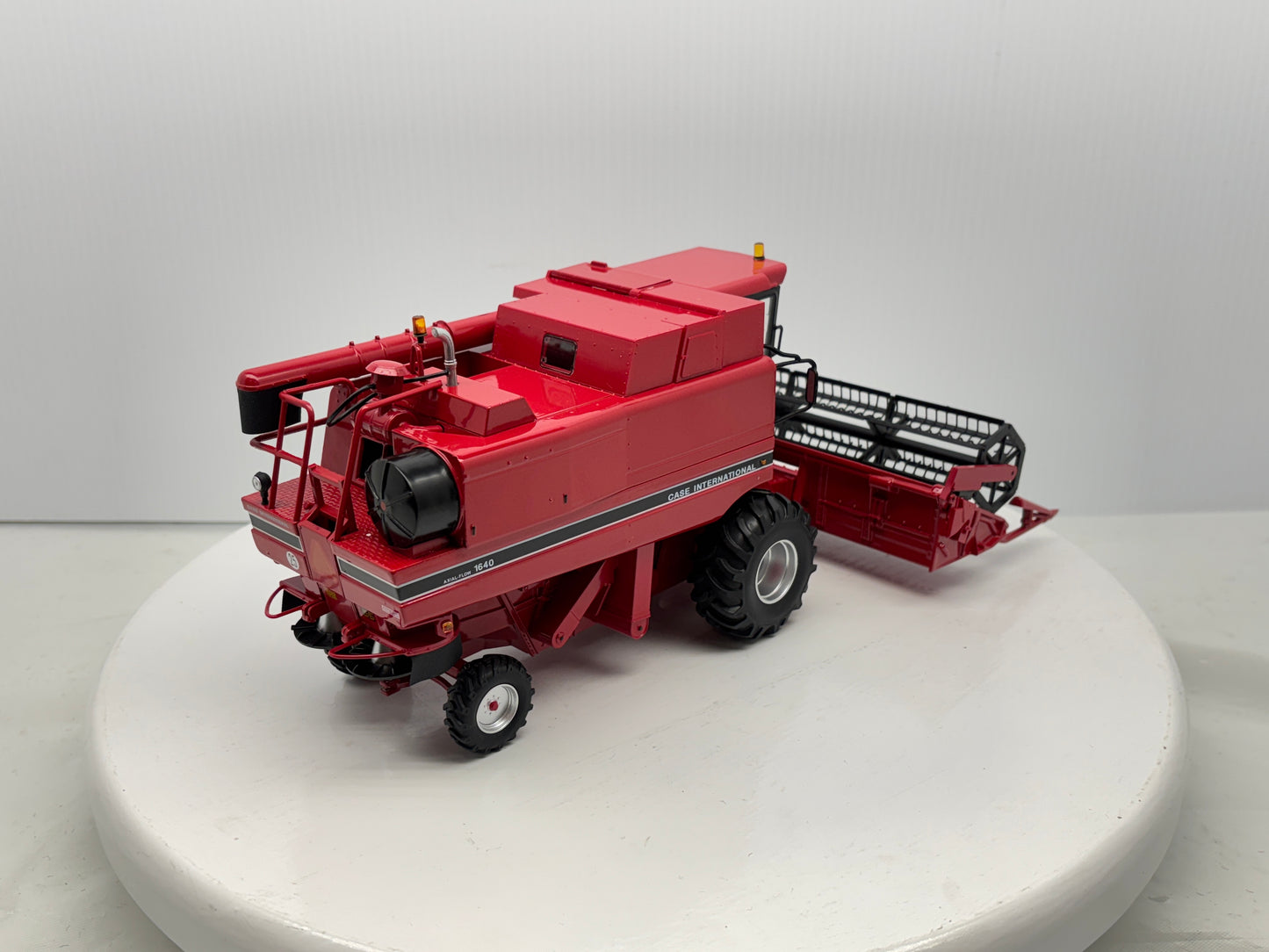 1/32 International 1640