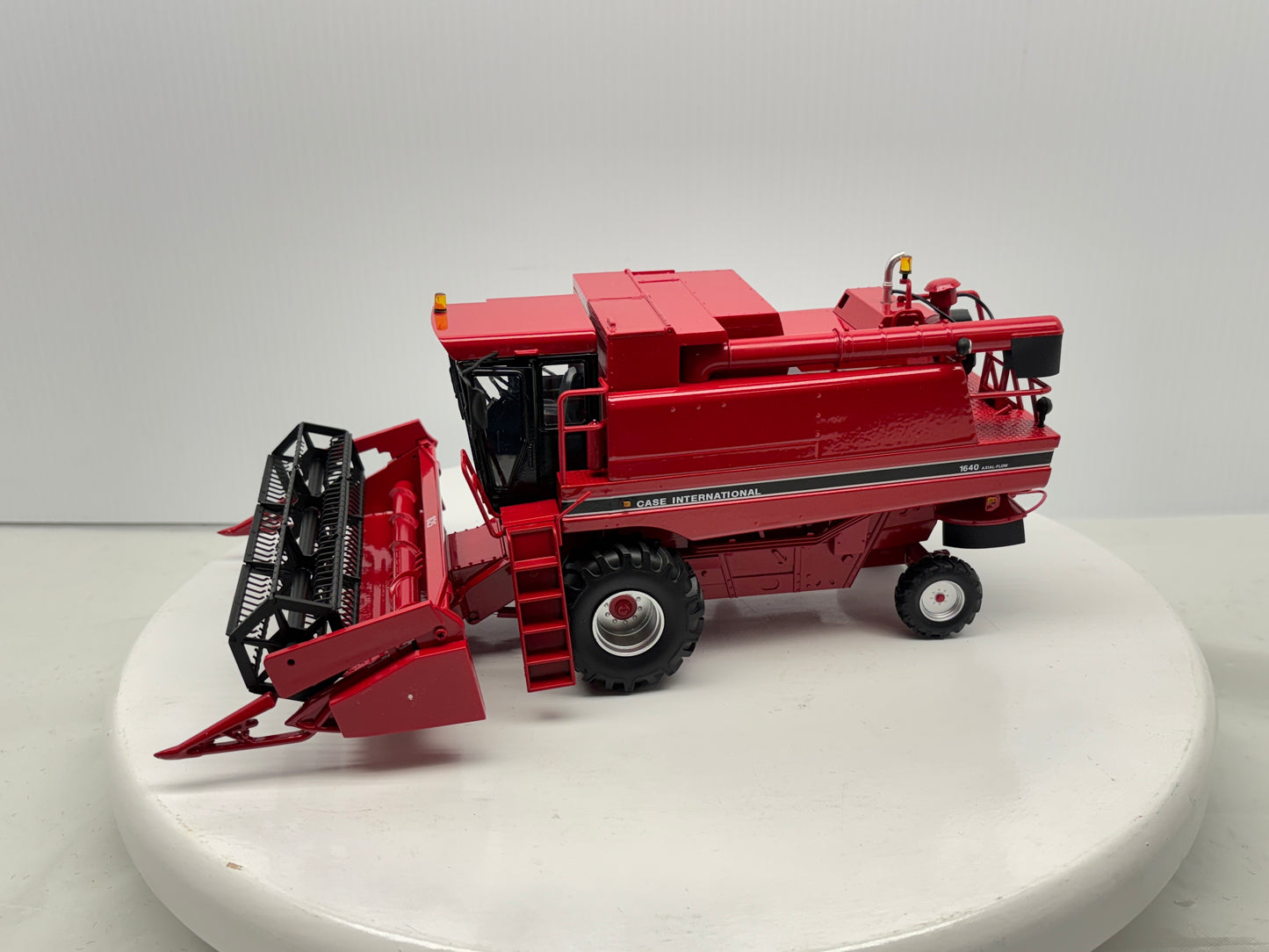 1/32 International 1640