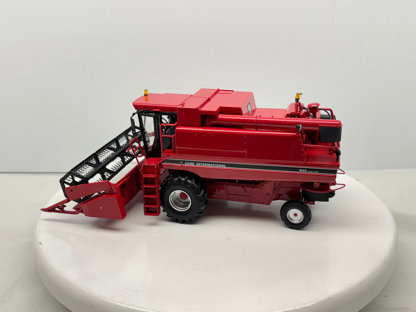 1/32 International 1640