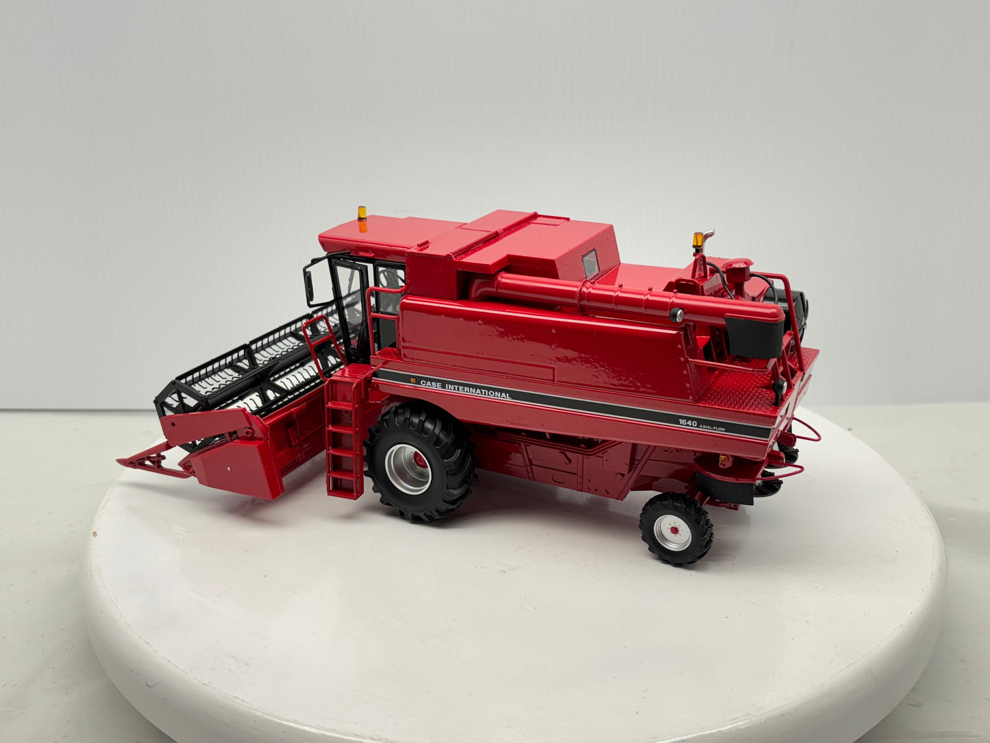 1/32 International 1640