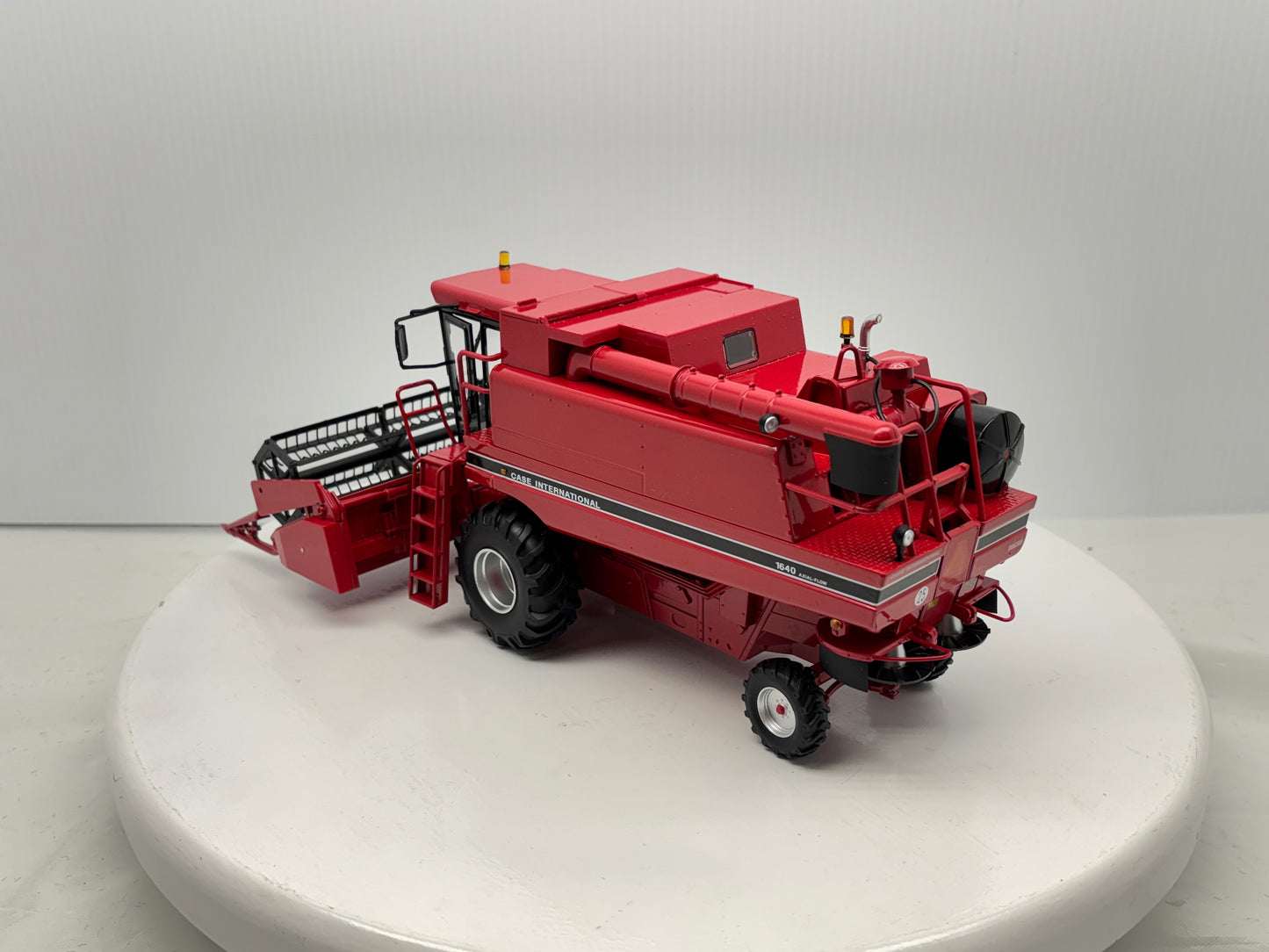 1/32 International 1640