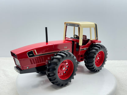 1/16 International 3588
