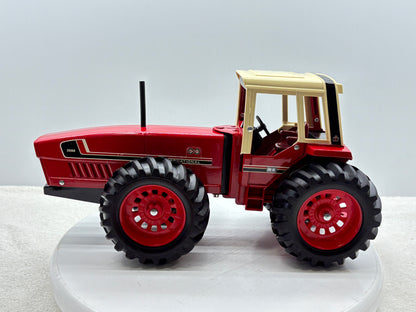1/16 International 3588