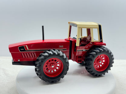 1/16 International 3588