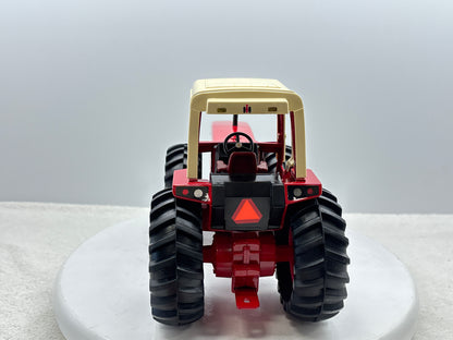 1/16 International 3588