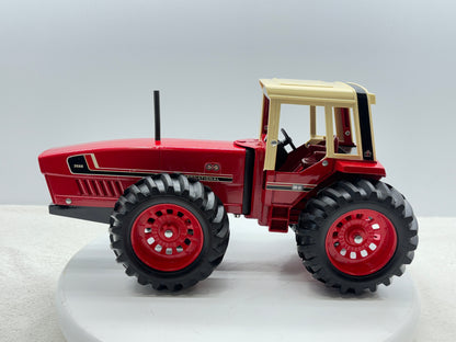 1/16 International 3588