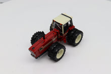 1/64 International 3588