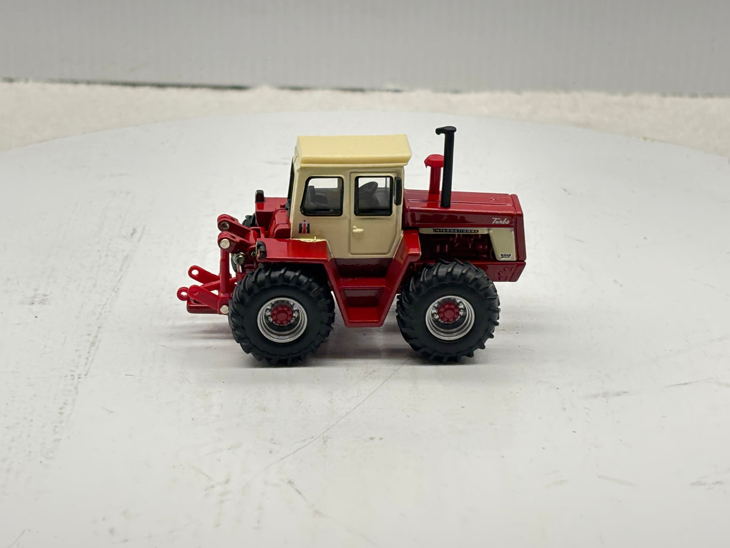 1/64 International 4166