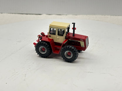 1/64 International 4166